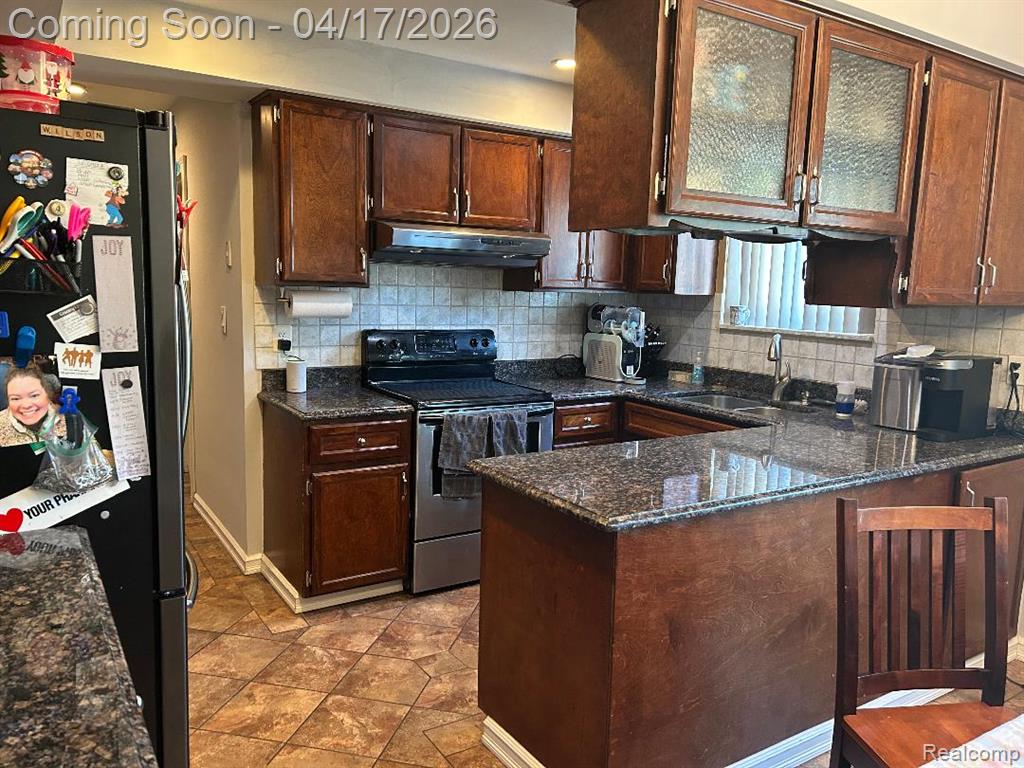 5134 Saint Richard Drive, Utica, MI 48316 — Photo 21