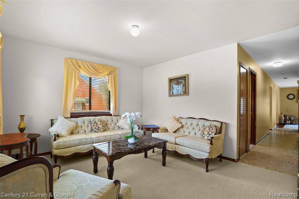 5296 Chase Road, Dearborn, MI 48126 — Photo 17