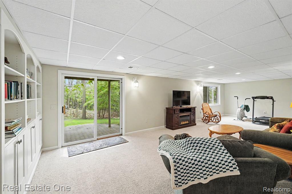 8189 High Point Trail, White Lake, MI — Photo 30
