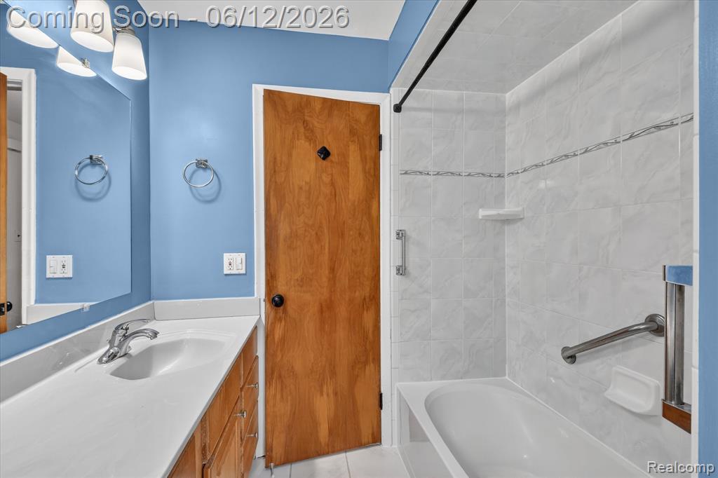 1616 Connie Avenue, Madison Heights, MI 48071 — Photo 18