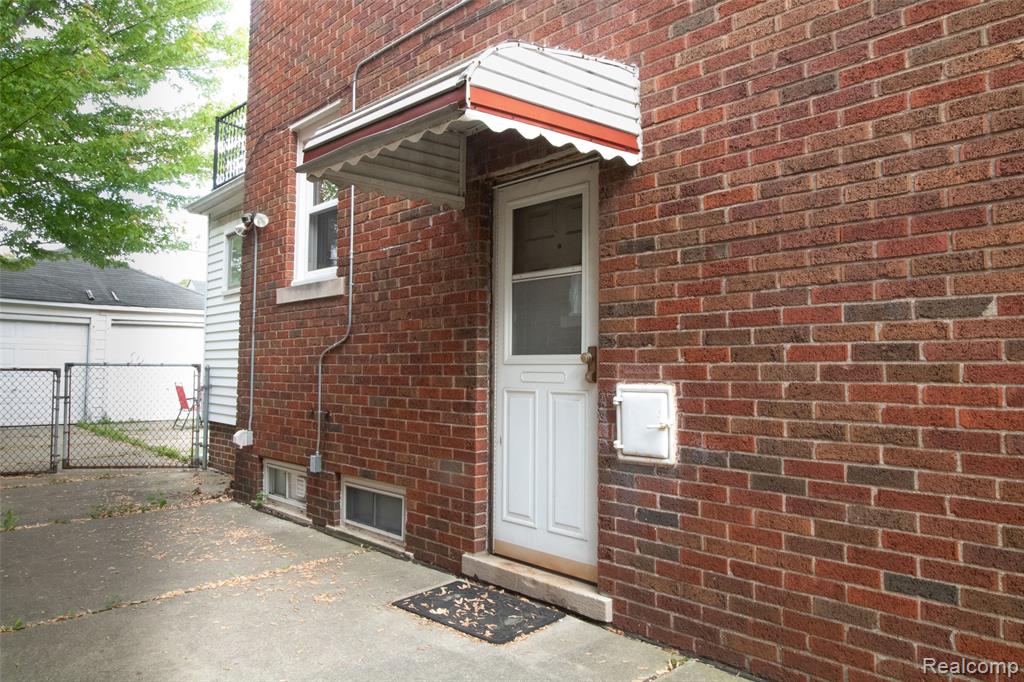 6630 Hartwell Street, Dearborn, MI 48126 — Photo 48