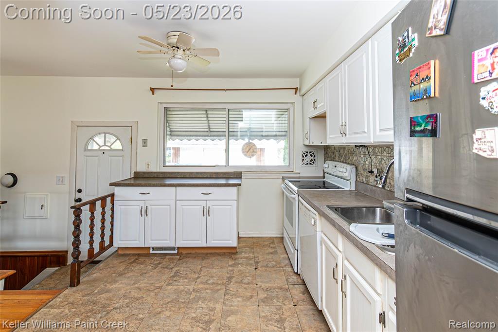 31395 Lyons Circle W, Warren, MI 48092 — Photo 27