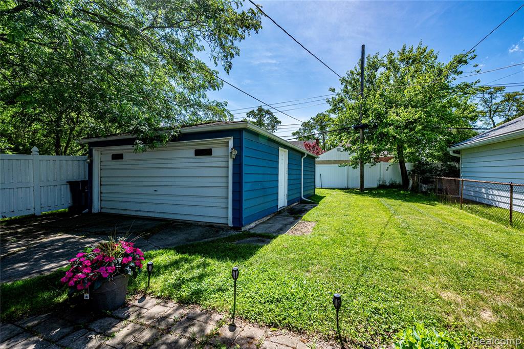 2979 Royal Avenue, Berkley, MI 48072 — Photo 28