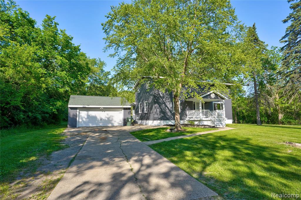 1460 W Silverbell Road, Lake Orion, MI — Photo 5