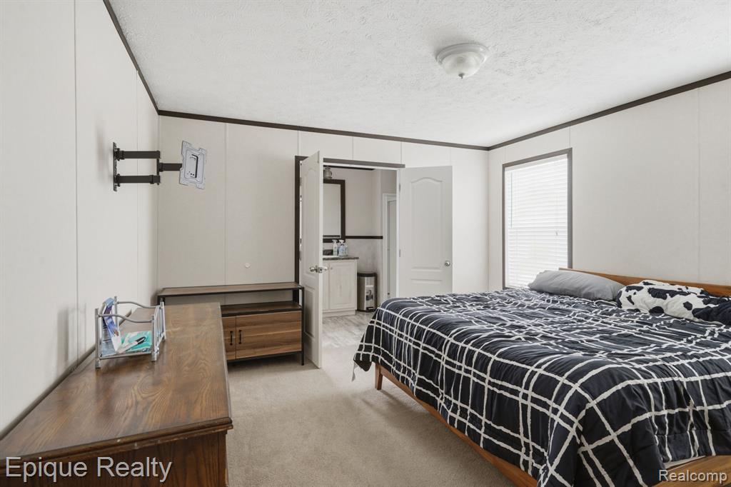 17107 Detroiter, Davisburg, MI 48350 — Photo 14