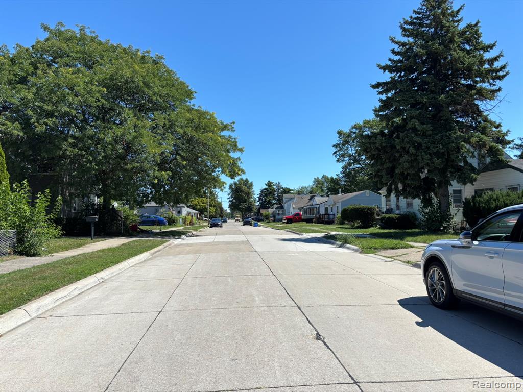7004 Republic Avenue, Warren, MI 48091 — Photo 15