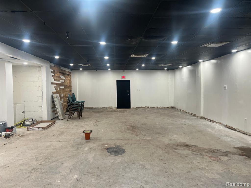 13837 Conant Street, Hamtramck, MI, 48212