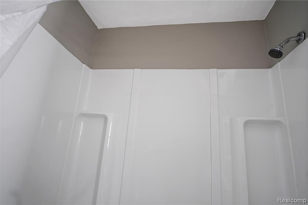 406 W 12 Mile, Royal Oak, MI 48073 — Photo 10