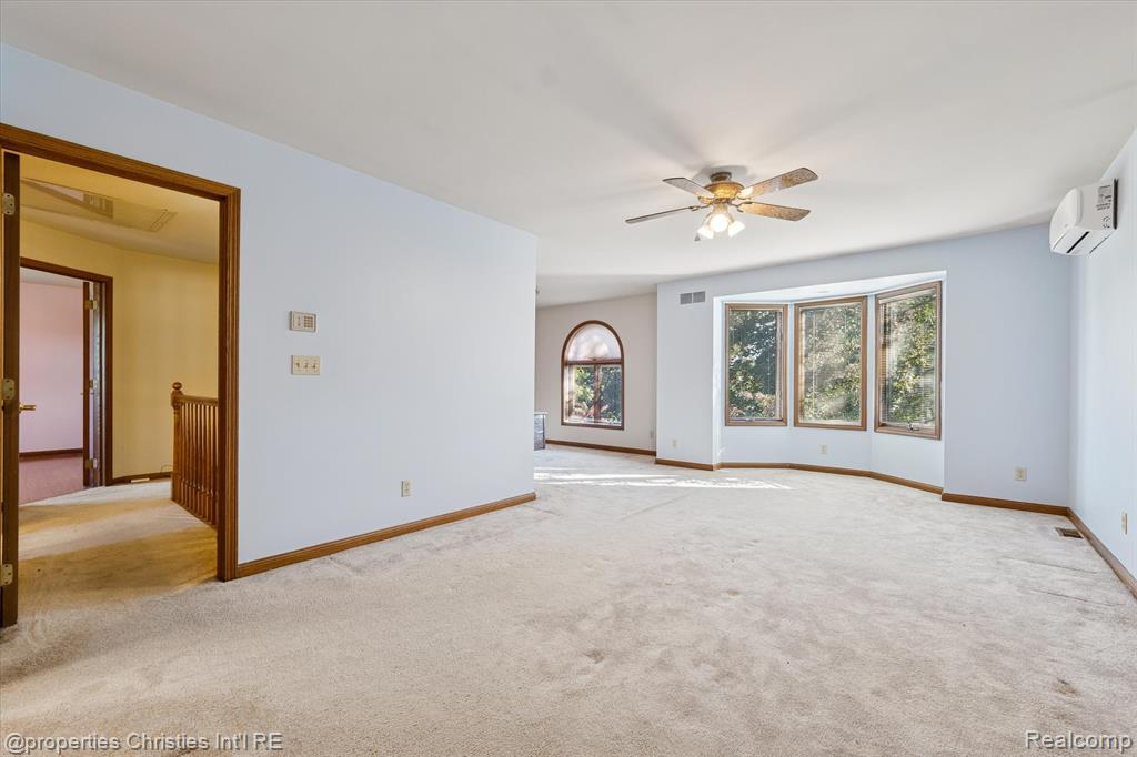 48818 Pebble Lane, Novi, MI — Photo 34