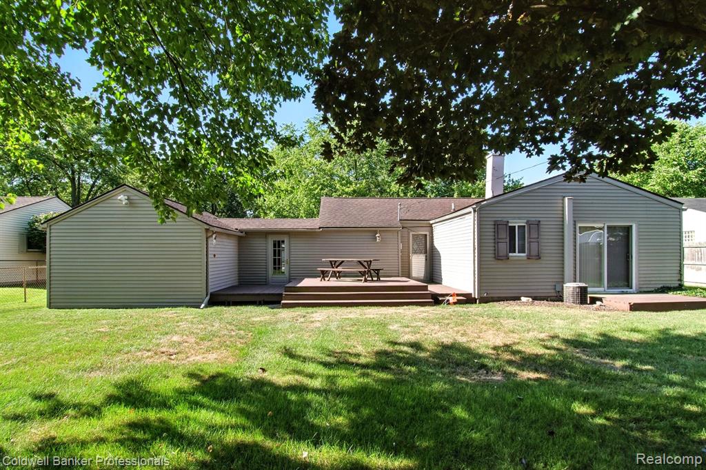4022 Meigs Avenue, Waterford, MI 48329 — Photo 25