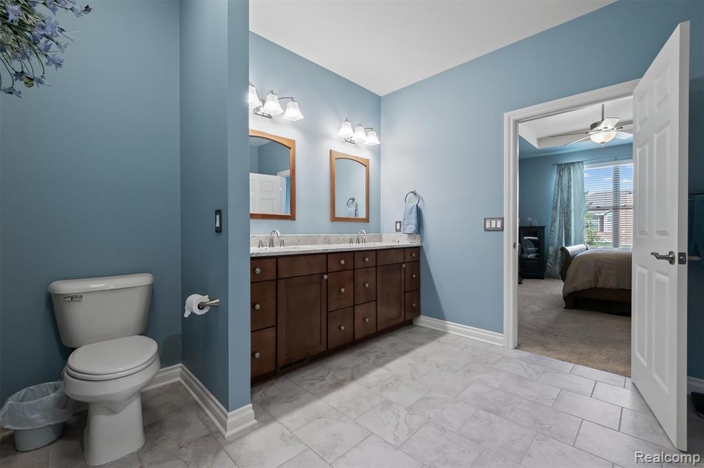 49121 Garrett Court, Macomb, MI 48042 — Photo 11