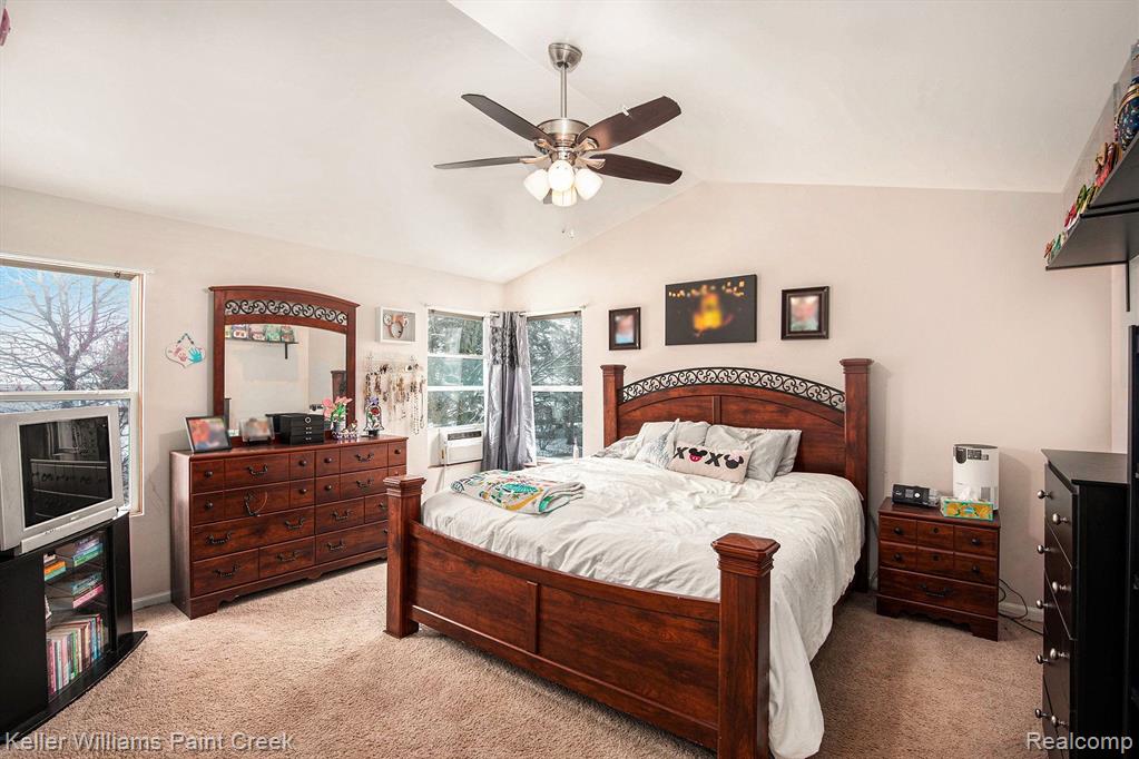 536 Thornehill Trail, Oxford, MI 48371 — Photo 11