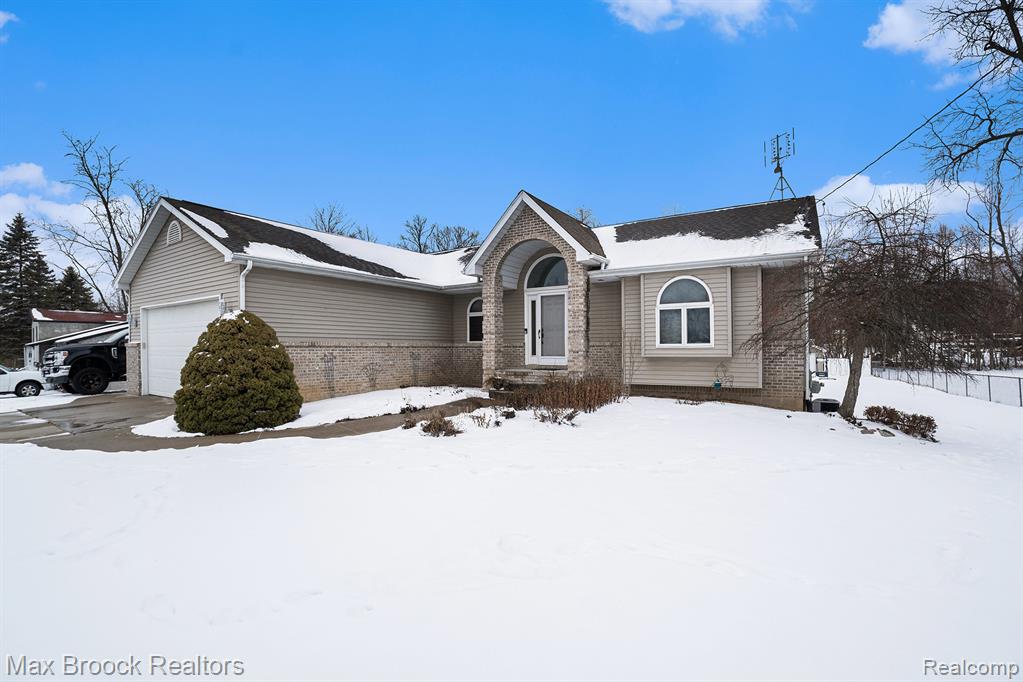 11412 Delmar Drive, Fenton, MI 48430 — Photo 50