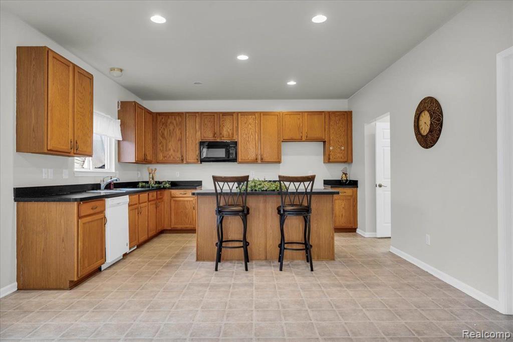 13632 COUNTRY WALK Boulevard, Van Buren, MI 48111 — Photo 12