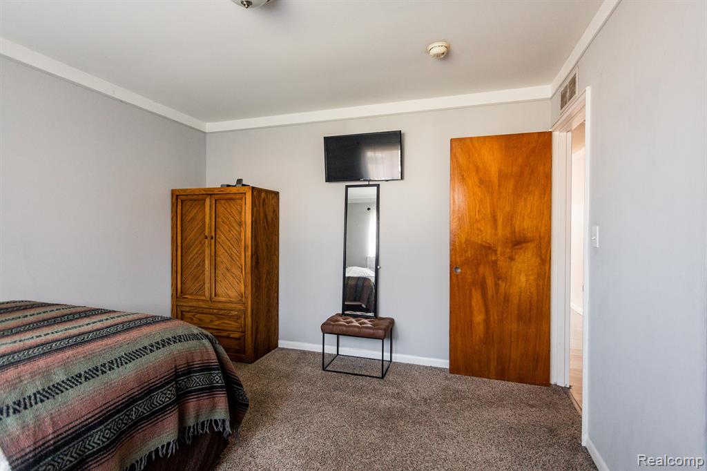 1629 E DULONG Avenue N, Madison Heights, MI 48071 — Photo 25