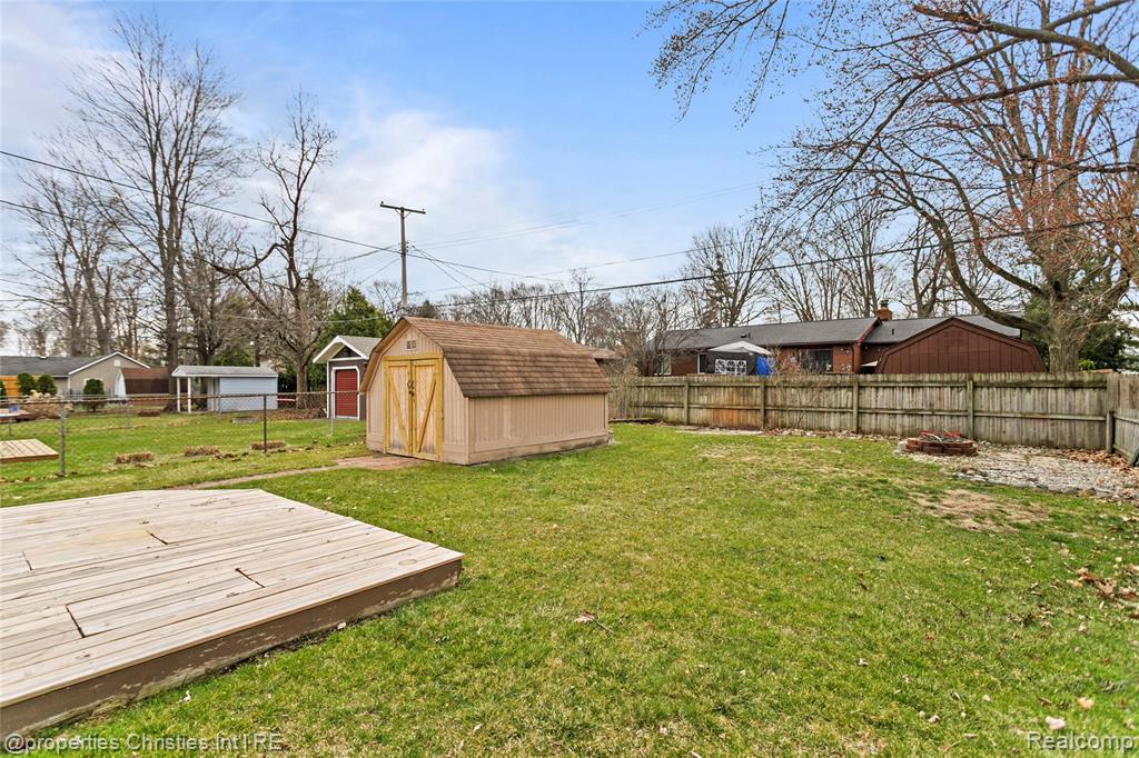 8834 Janis Street, Shelby Twp, MI 48317 — Photo 28