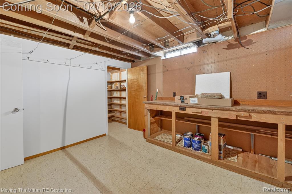 6623 N Silvery Lane, Dearborn Heights, MI 48127 — Photo 36