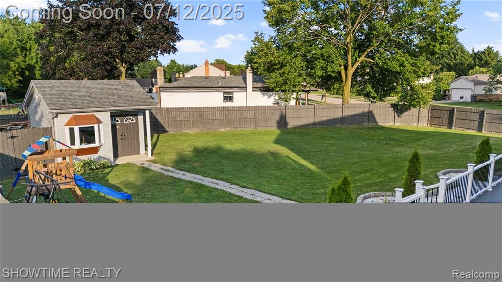 41741 Lore Court, Clinton Twp, MI 48038 — Photo 55