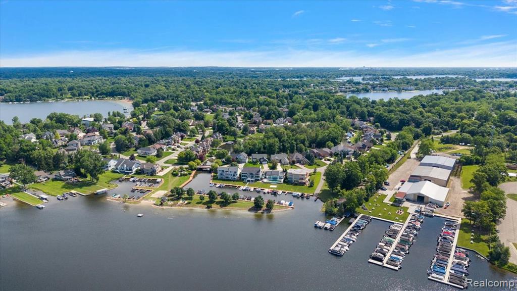 4417 Island View Drive, Waterford, MI 48328 — Photo 72