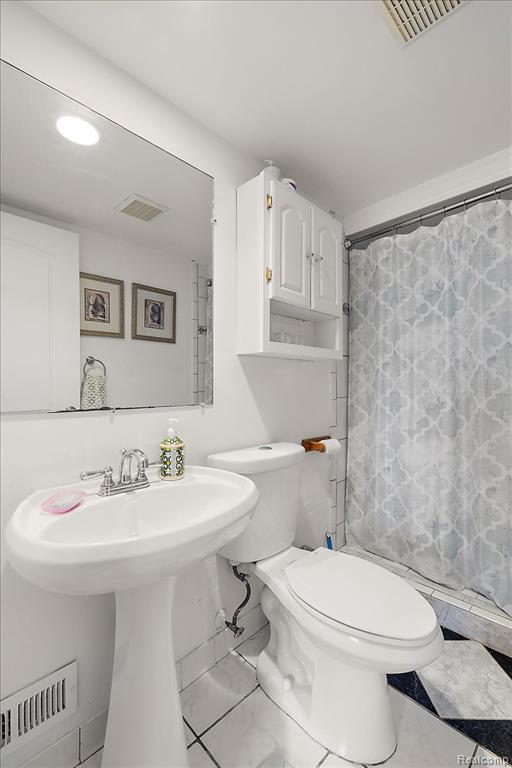 40058 Fraser Drive, Sterling Heights, MI 48310 — Photo 27