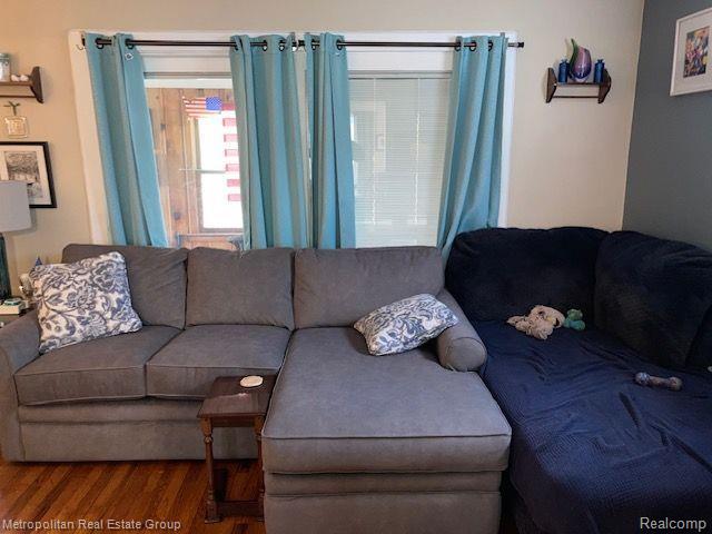 8403 HARDING, Center Line, MI 48015 — Photo 6