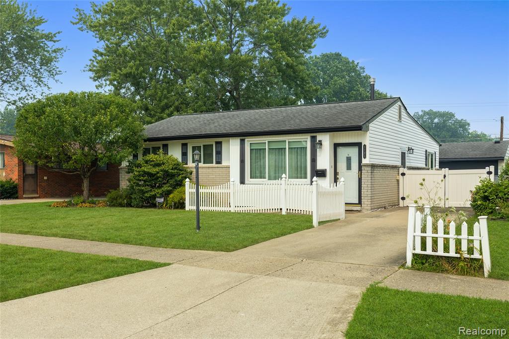 1121 Windham Street, Westland, MI 48186 — Photo 3