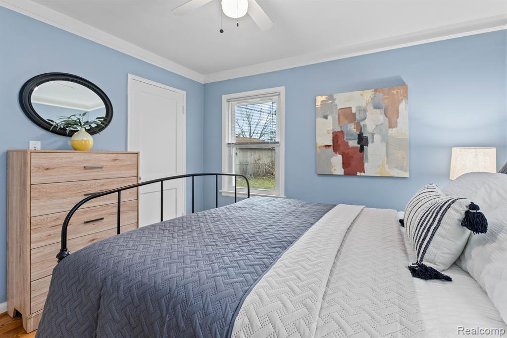 710 N VERNON Street, Dearborn, MI 48128 — Photo 12