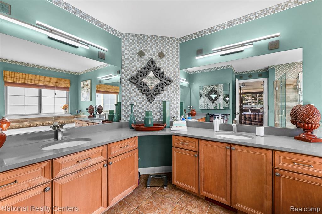 46245 Sawyer Lane, Macomb, MI 48044 — Photo 26