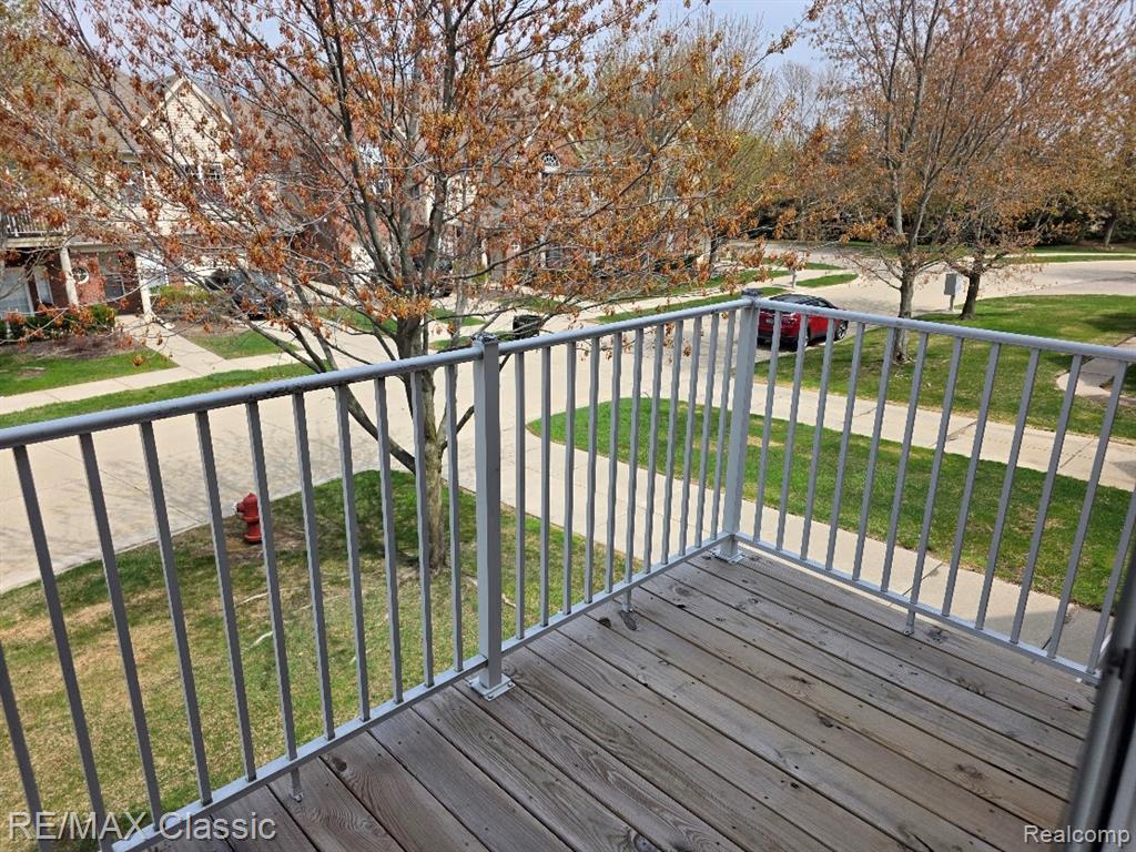 8469 Heywood Circle, Sterling Heights, MI 48312 — Photo 12