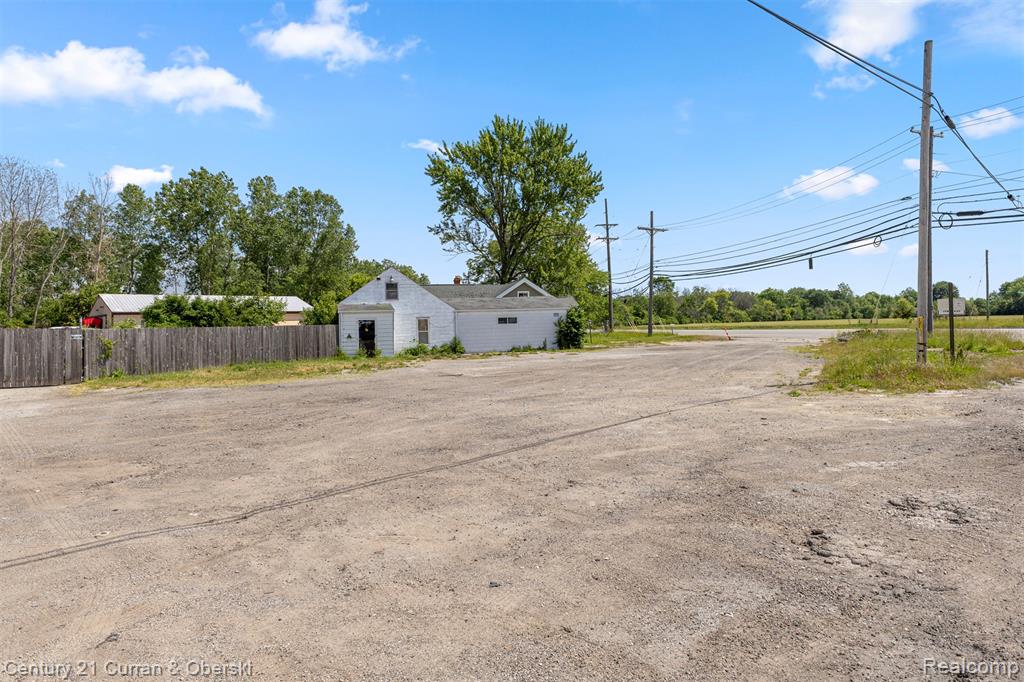 13011 TELEGRAPH Road, Flat Rock, MI 48134 — Photo 18
