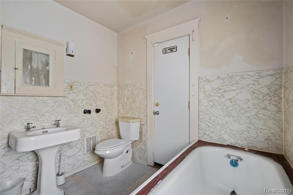 535 Woodland Street, Detroit, MI 48202 — Photo 20
