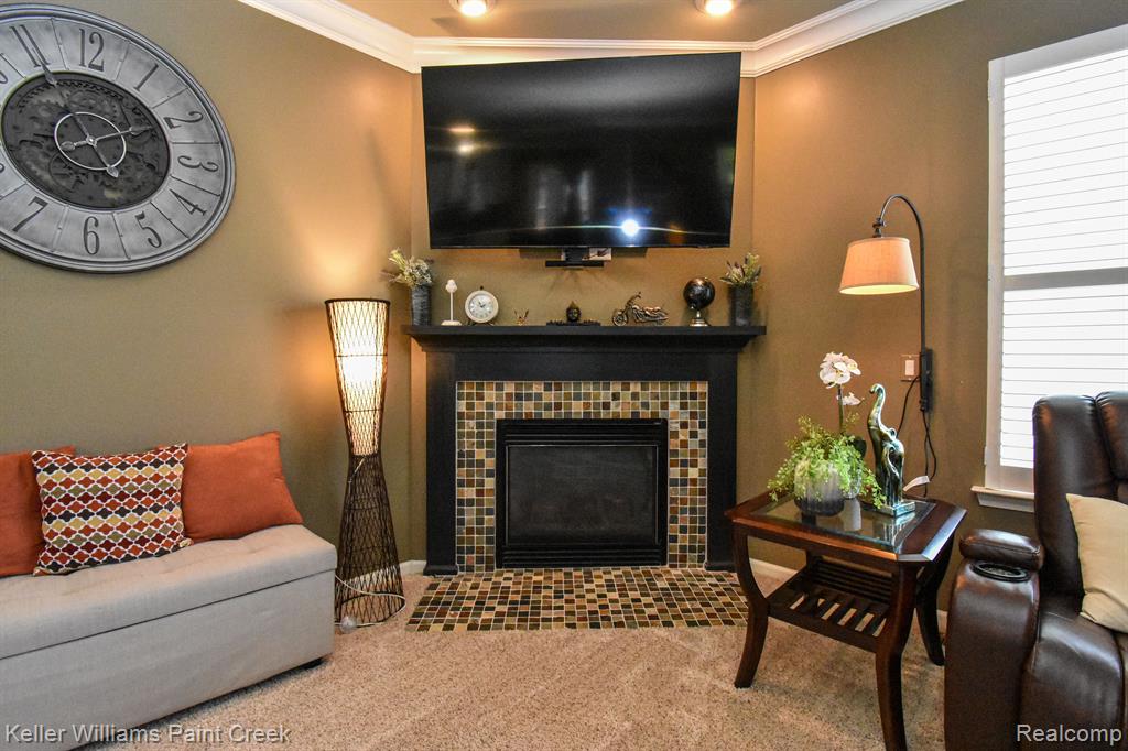 42696 FAULKNER Drive, Novi, MI 48377 — Photo 12