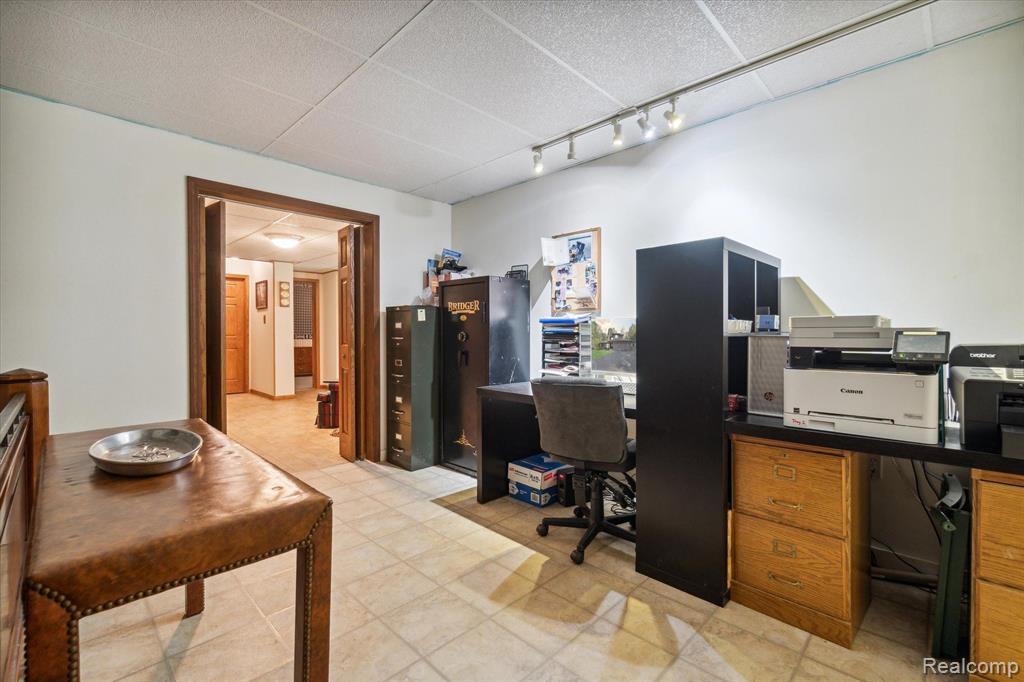 767 W DAVIS Road, Howell, MI 48843 — Photo 23