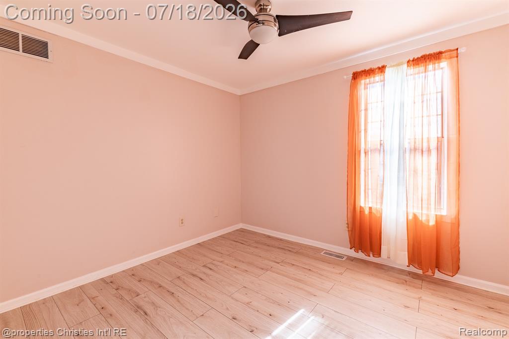 45568 Margate Drive, Macomb, MI 48044 — Photo 33