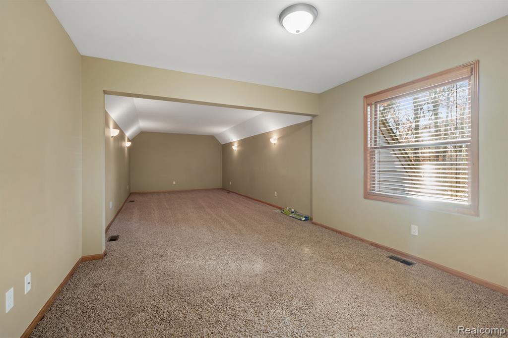 5150 N Milford Road, Highland, MI 48356 — Photo 23