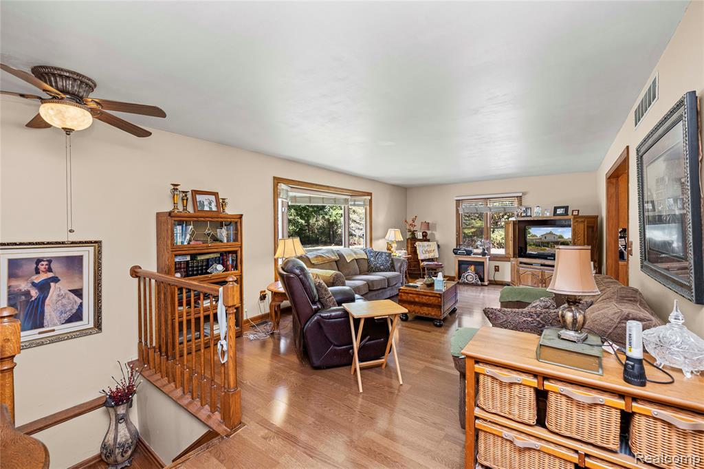 2762 N Harris Road, Ypsilanti, MI 48198 — Photo 30