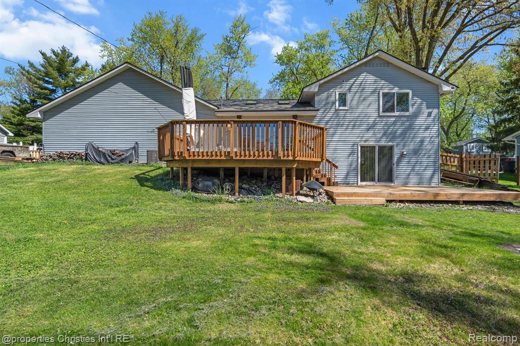6785 GRASSLAND Avenue, West Bloomfield, MI 48324 — Photo 29