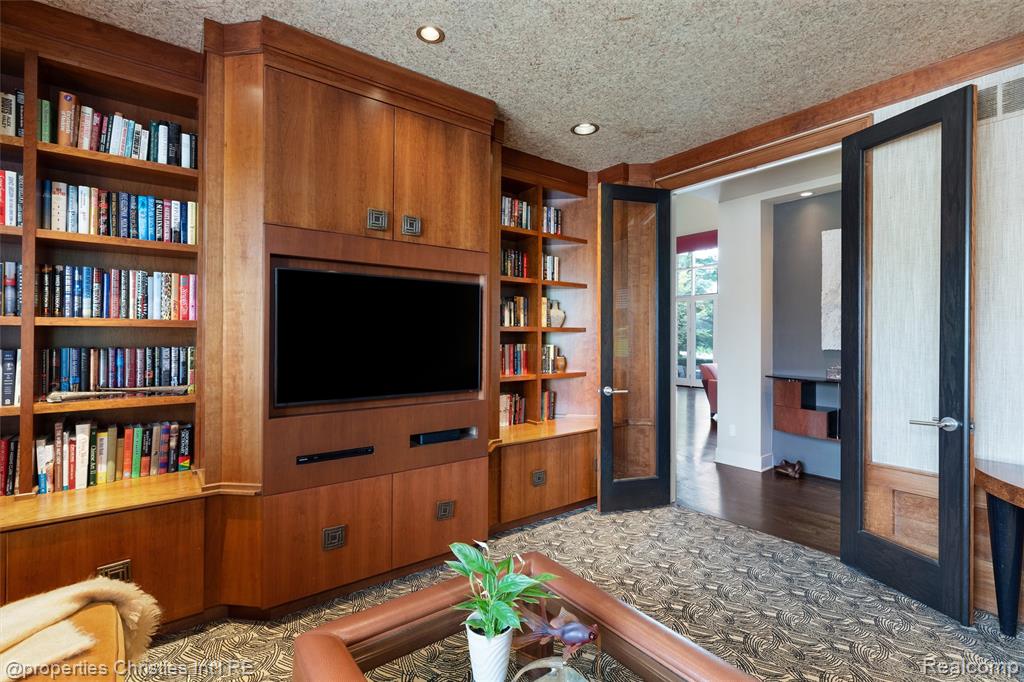 4712 Buckby Cross, Bloomfield Hills, MI 48302 — Photo 23