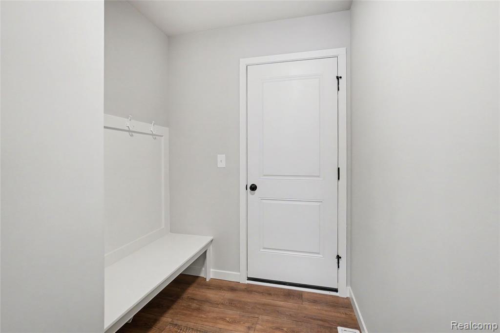 6044 Lahring Road, Linden, MI 48451 — Photo 12