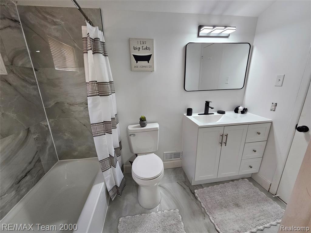 8035 Donna Street, Westland, MI — Photo 29