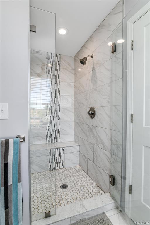 438 E GOULSON Avenue, Hazel Park, MI 48030 — Photo 17