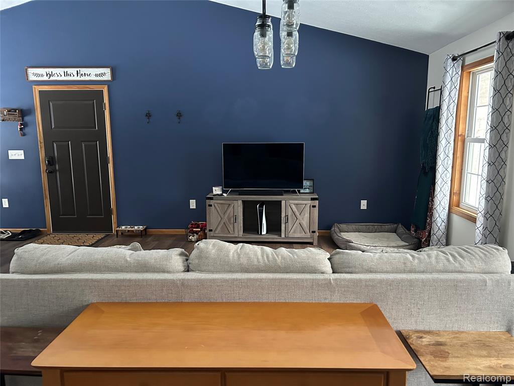 9642 Hummingbird Ct, Howard City, MI 49329 — Photo 3