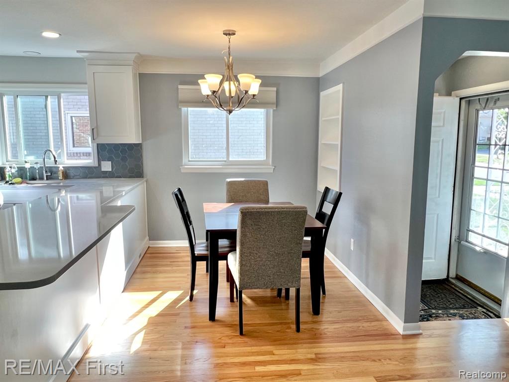 70 Knollwood Boulevard, Clawson, MI — Photo 7