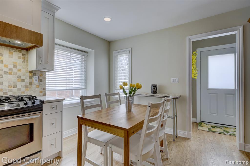924 Marywood Drive, Royal Oak, MI 48067 — Photo 15
