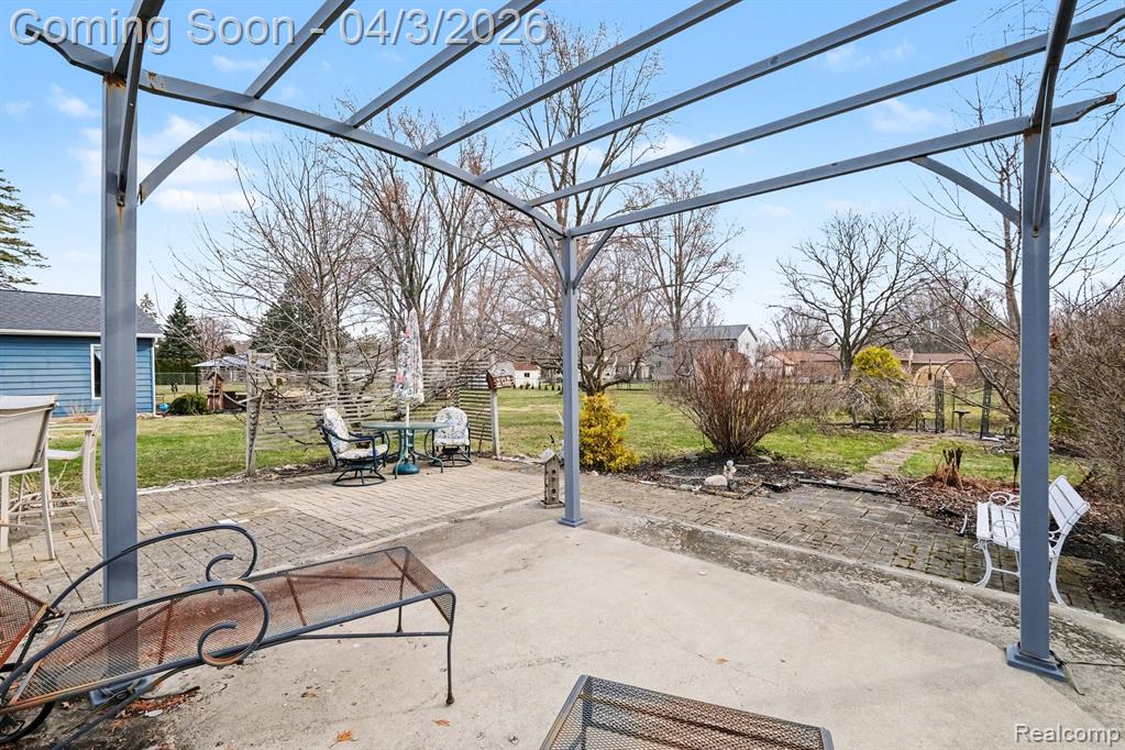7377 Grandwood Drive, Swartz Creek, MI 48473 — Photo 28