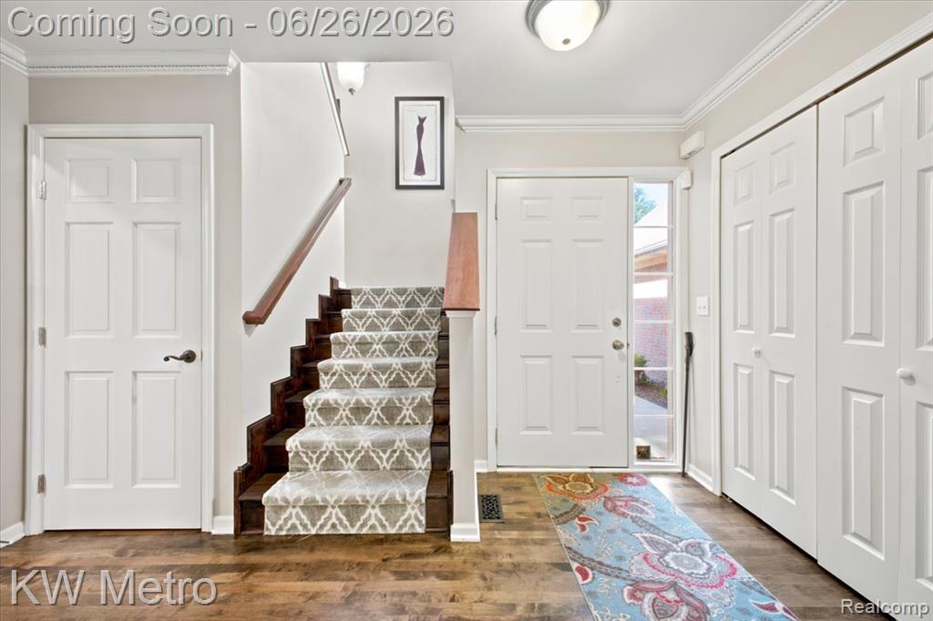517 Macwilliams Lane, Royal Oak, MI 48067 — Photo 15