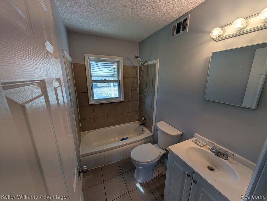 8712 Ford Avenue, Warren, MI 48089 — Photo 9