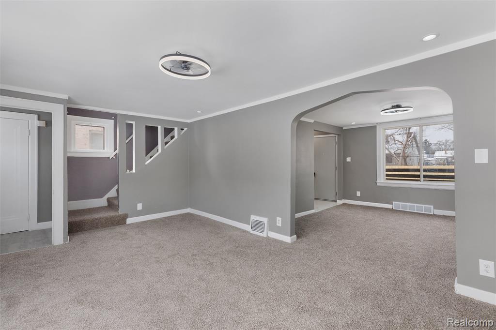18439 Alcoy Street, Detroit, MI 48205 — Photo 7