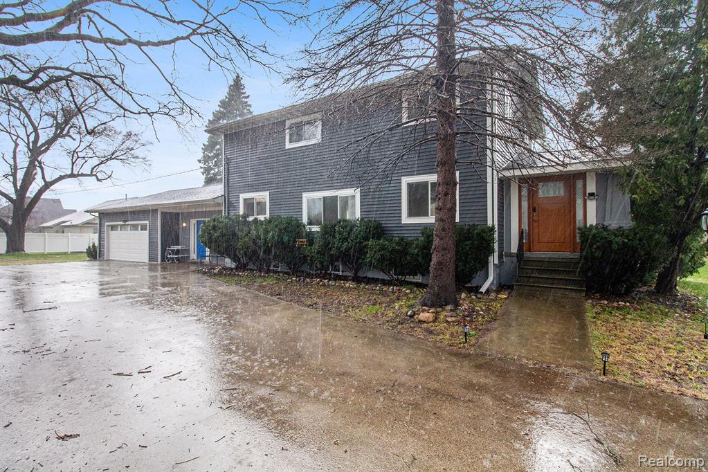 7450 PORTER Road, Grand Blanc, MI 48439 — Photo 2