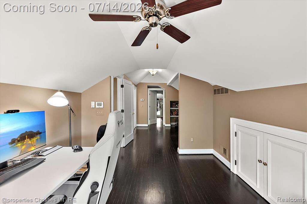 974 Ann Street, Birmingham, MI 48009 — Photo 42